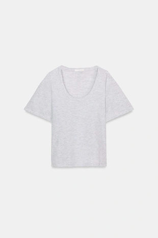 Футболка с коротким рукавом и широким вырезом- Заказать в России