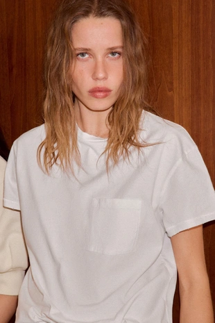 Футболка оверсайз с карманом- Заказать в России