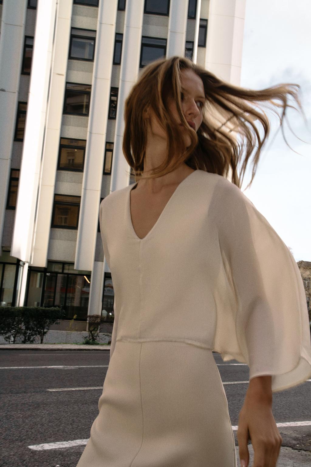 КОМБИНИРОВАННЫЙ ТРИКОТАЖНЫЙ ТОП