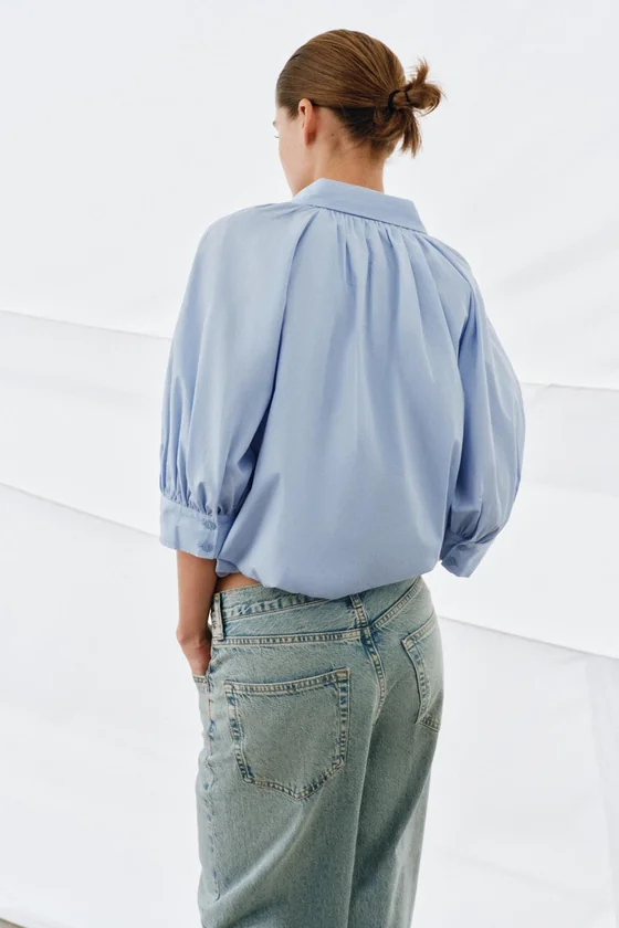 РУБАШКА С ОБЪЕМНЫМИ РУКАВАМИ коллекция Zara «ZW»