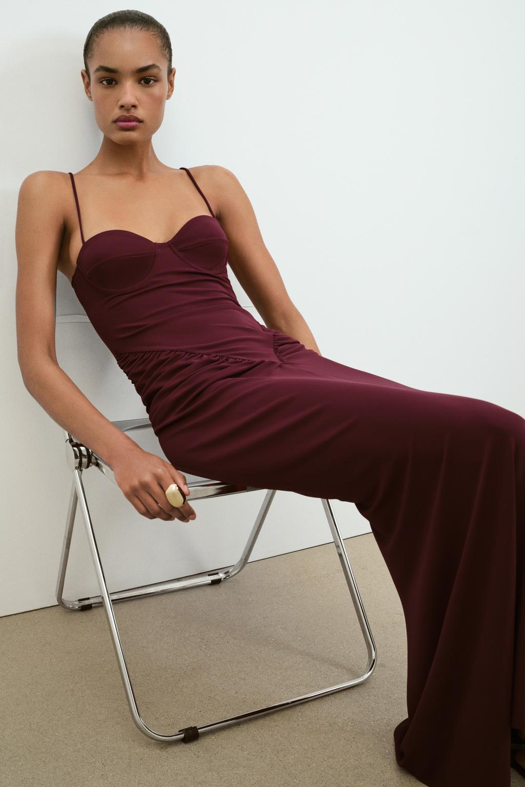 ПЛАТЬЕ-КОРСЕТ СО СБОРКАМИ