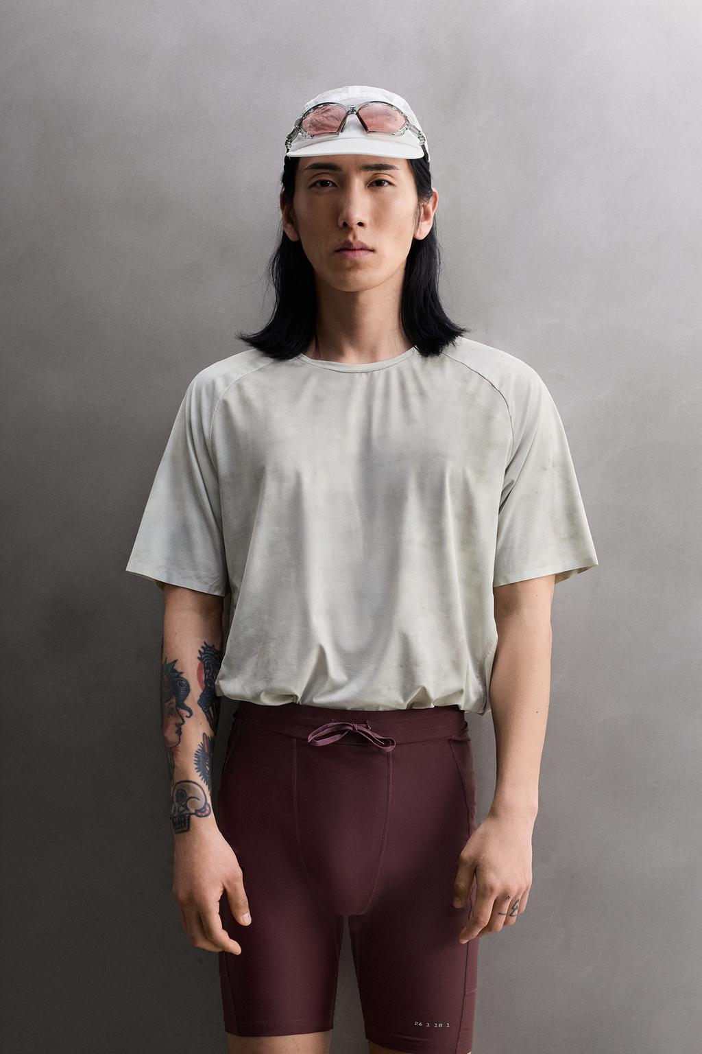 ФУТБОЛКА ДЛЯ БЕГА С ПРИНТОМ