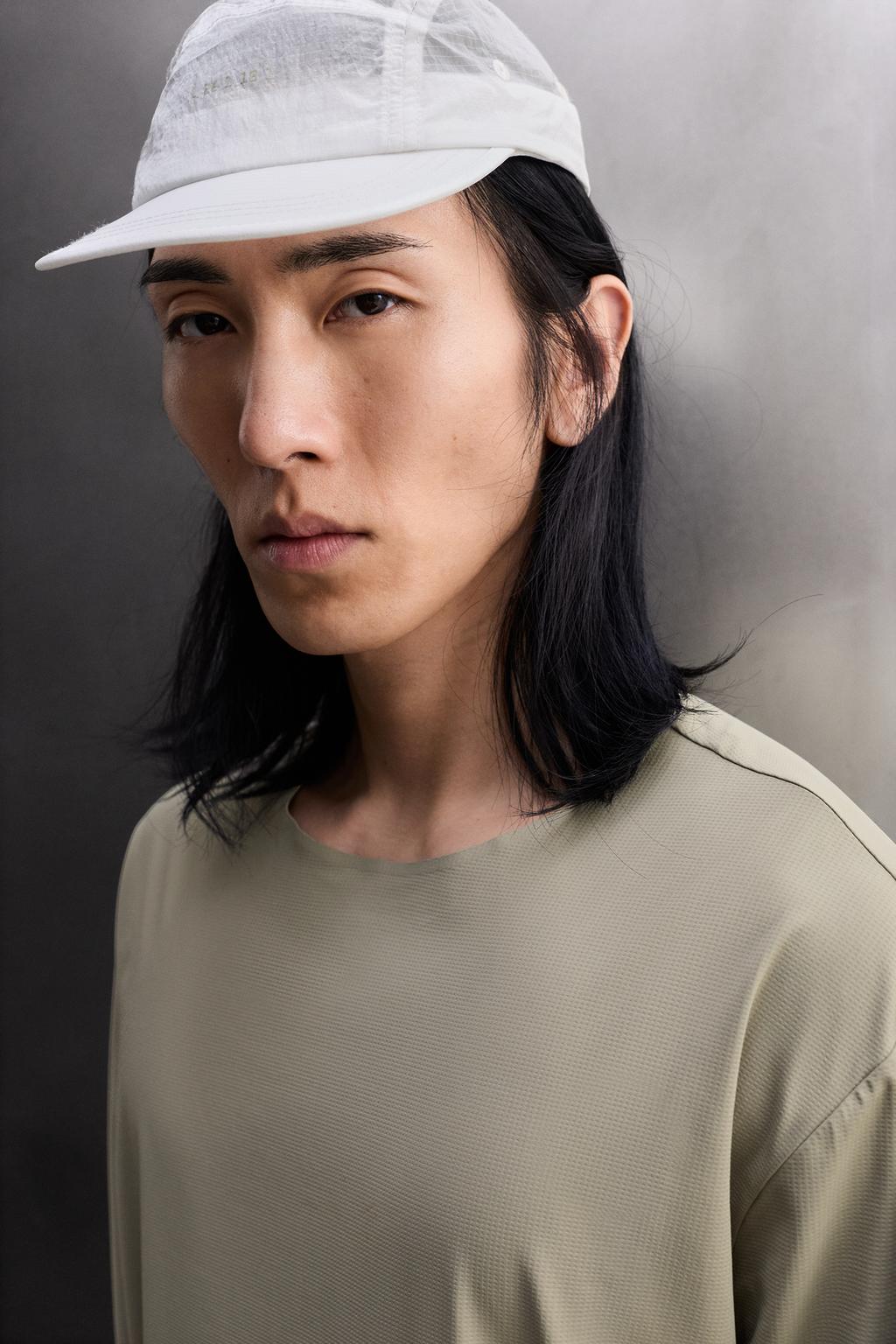 ФУТБОЛКА С ДЛИННЫМ РУКАВОМ И ГРАФИЧЕСКИМ ПРИНТОМ