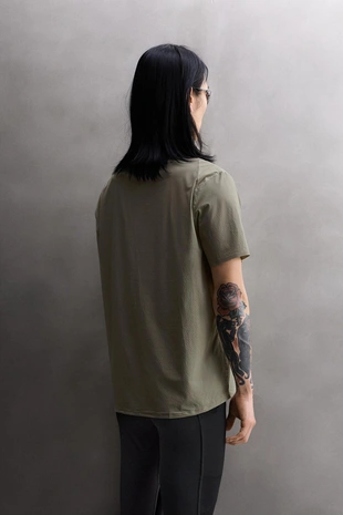 Комбинированная техническая футболка для бега