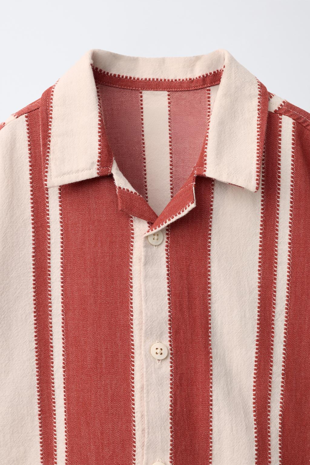 РУБАШКА С ПРИНТОМ В ПОЛОСКУ