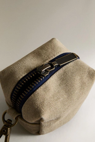 Диспенсер для мешков с кормом для питомцев- Заказать в России