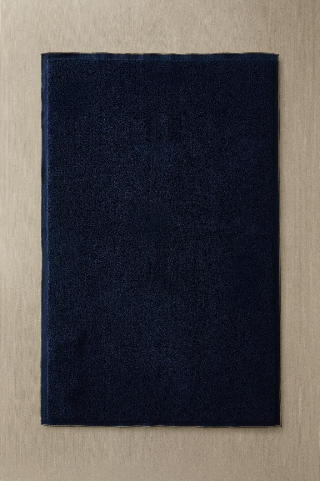 Коврик для ванны с цветной стежкой