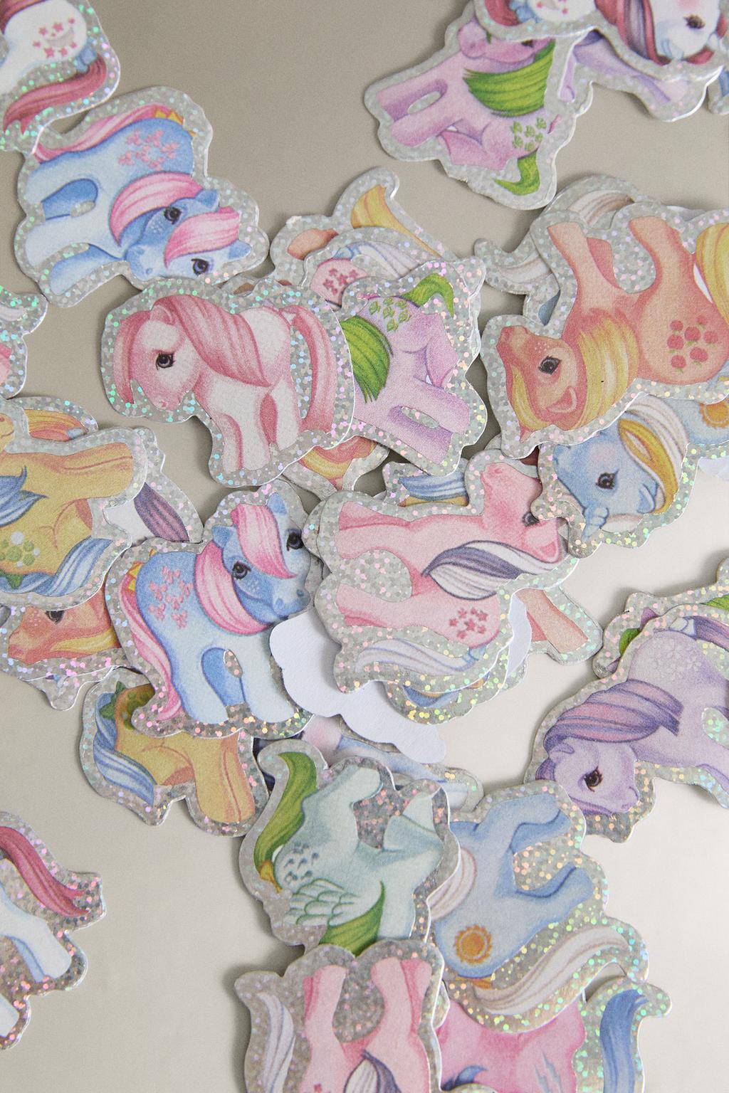 Набор из металлической коробки и наклеек my little pony©