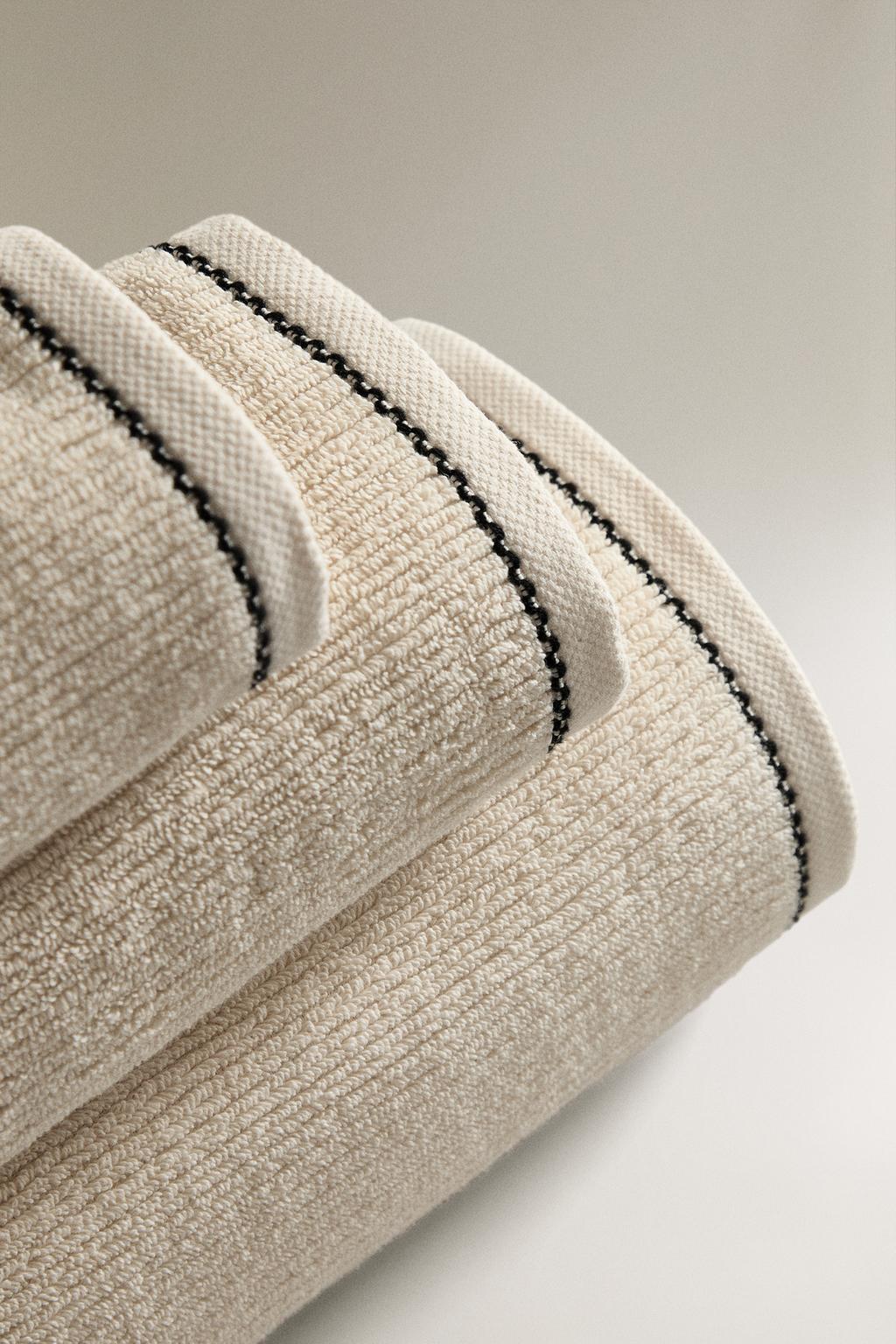 Банный полотенце с отстрочкой