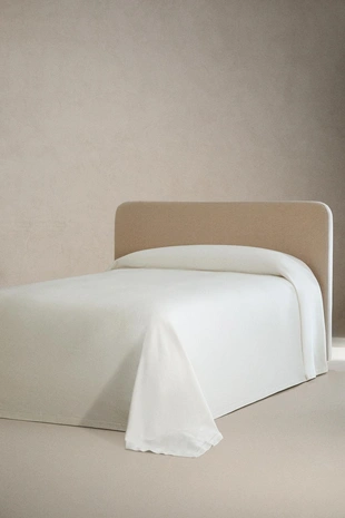 Плед из пике с кантом и вышивкой- Заказать в России