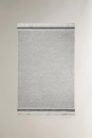 Полотенце из махрового хлопка с контрастными полосками