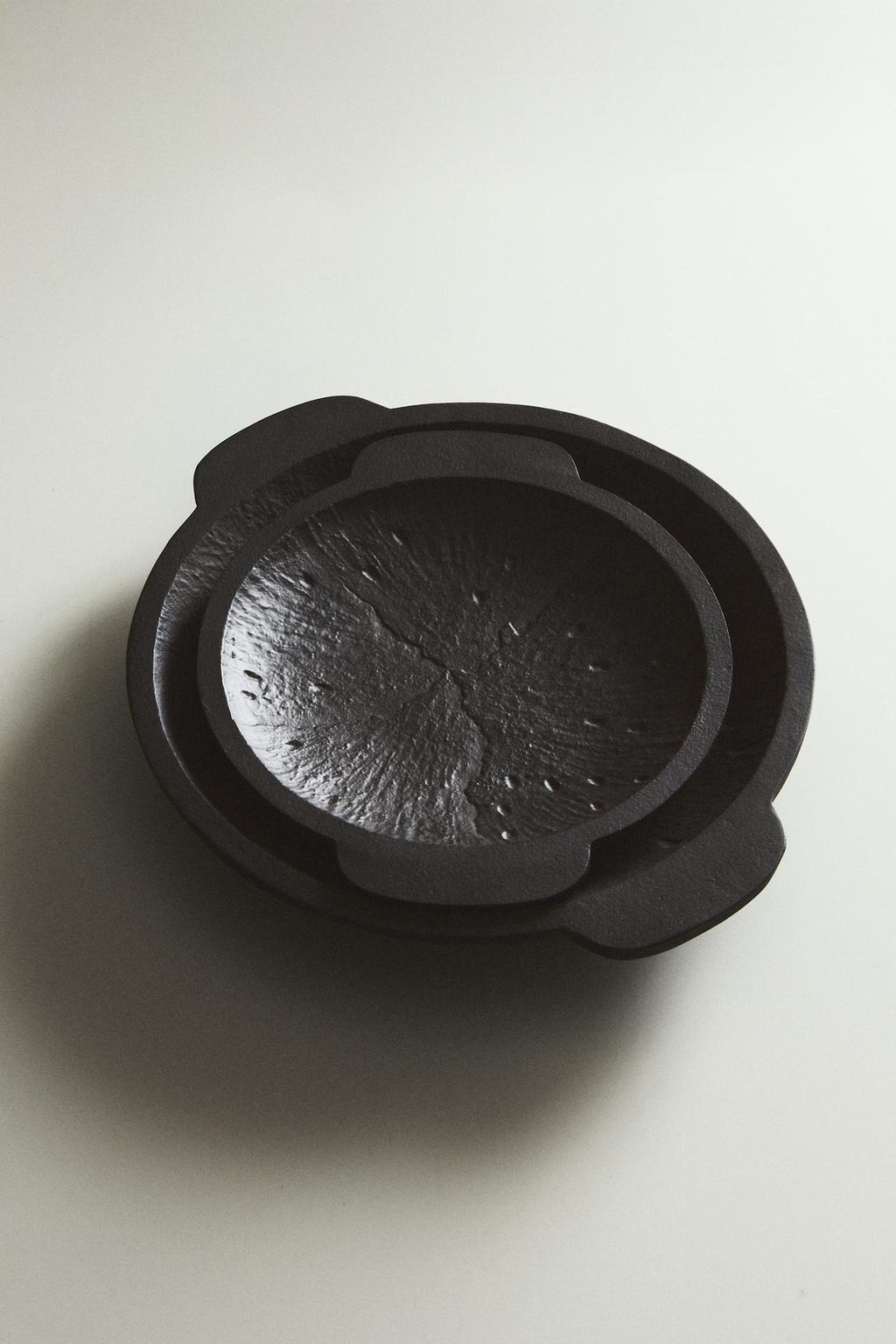 Текстурированная металлическая подноска