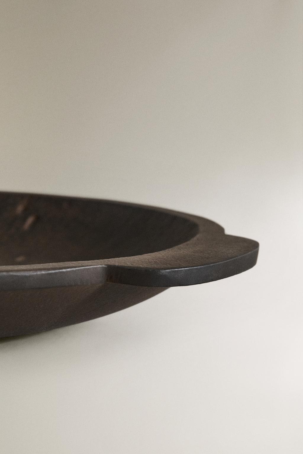 Текстурированная металлическая подноска