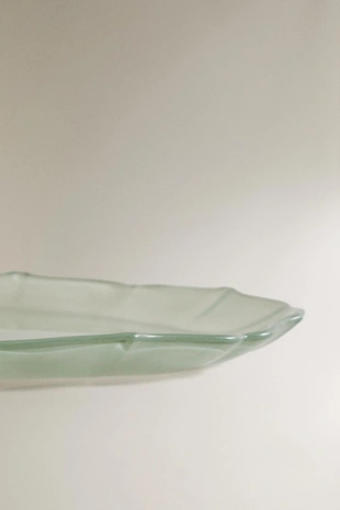 Стеклянная десертная тарелка с оборкой- Заказать в России