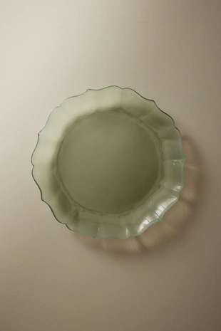 Стеклянная десертная тарелка с оборкой- Заказать в России