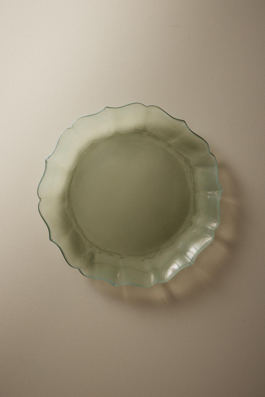 Стеклянная десертная тарелка с оборкой