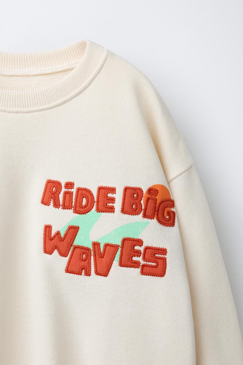 ТОЛСТОВКА С ВЫШИТОЙ НАДПИСЬЮ