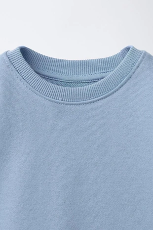 Комплект джоггеры, футболка и бермуды с нашивкой- Заказать в России