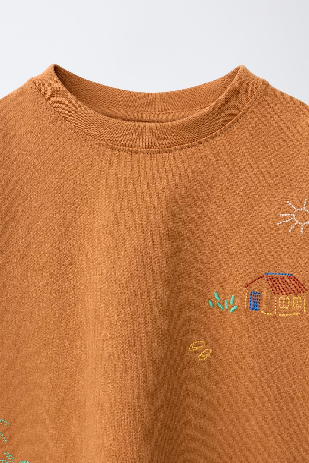 ФУТБОЛКА С ВЫШИВКОЙ