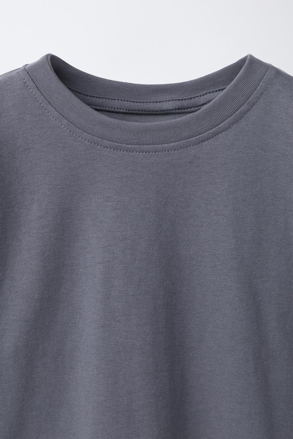 НАБОР ИЗ ТРЕХ ФУТБОЛОК В ПОЛОСКУ И ОДНОТОННЫХ