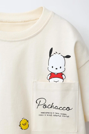Футболка с карманом POCHACCO © SANRIO- Заказать в России
