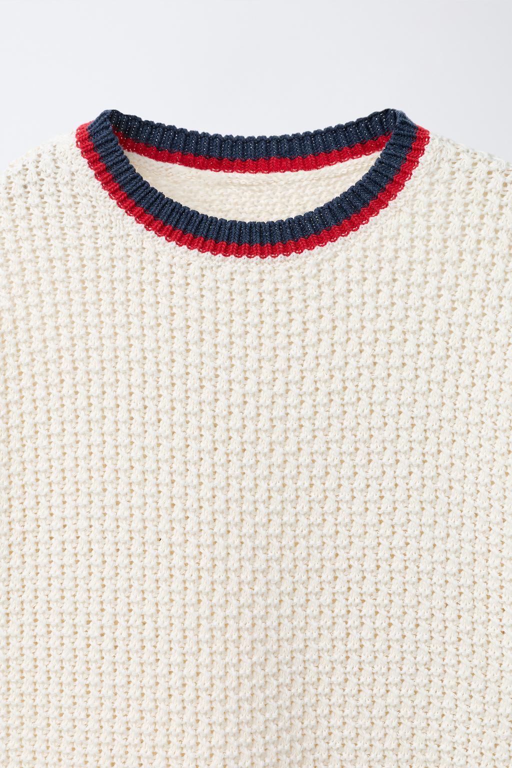 ФУТБОЛКА ИЗ РЕЛЬЕФНОЙ ТКАНИ С КОНТРАСТНЫМ ВОРОТНИКОМ