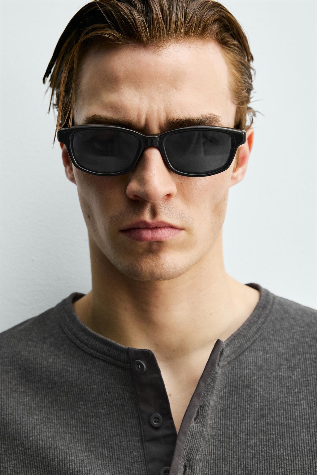 ФУТБОЛКА В РУБЧИК С ВОРОТНИКОМ НА ПУГОВИЦАХ