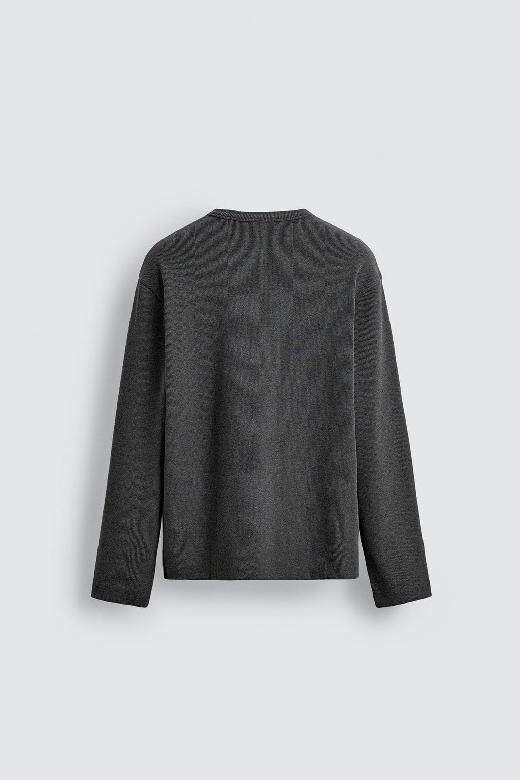 ФУТБОЛКА В РУБЧИК С ВОРОТНИКОМ НА ПУГОВИЦАХ