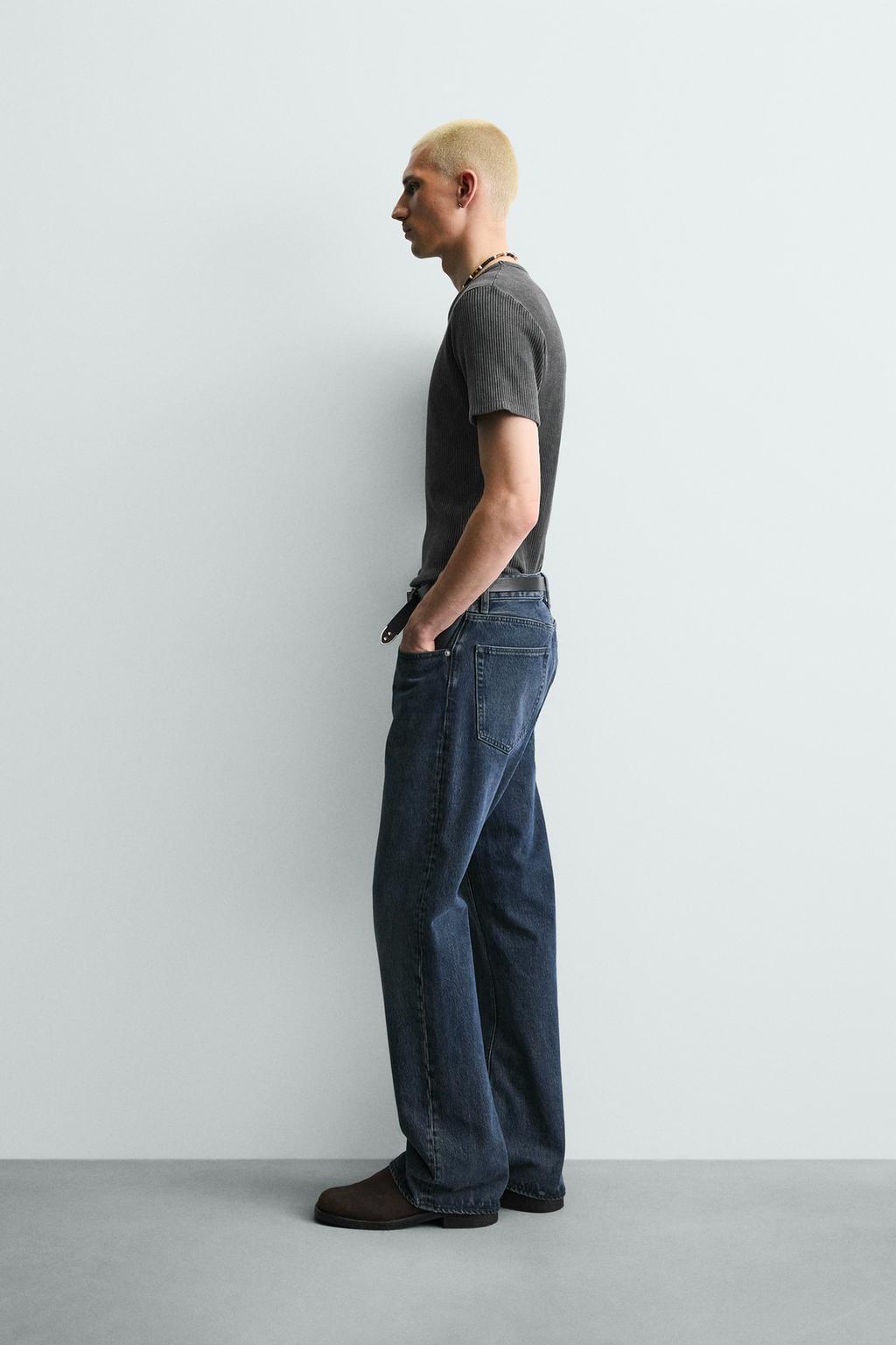 ПРИТАЛЕННАЯ ФУТБОЛКА ИЗ РЕЛЬЕФНОЙ ТКАНИ