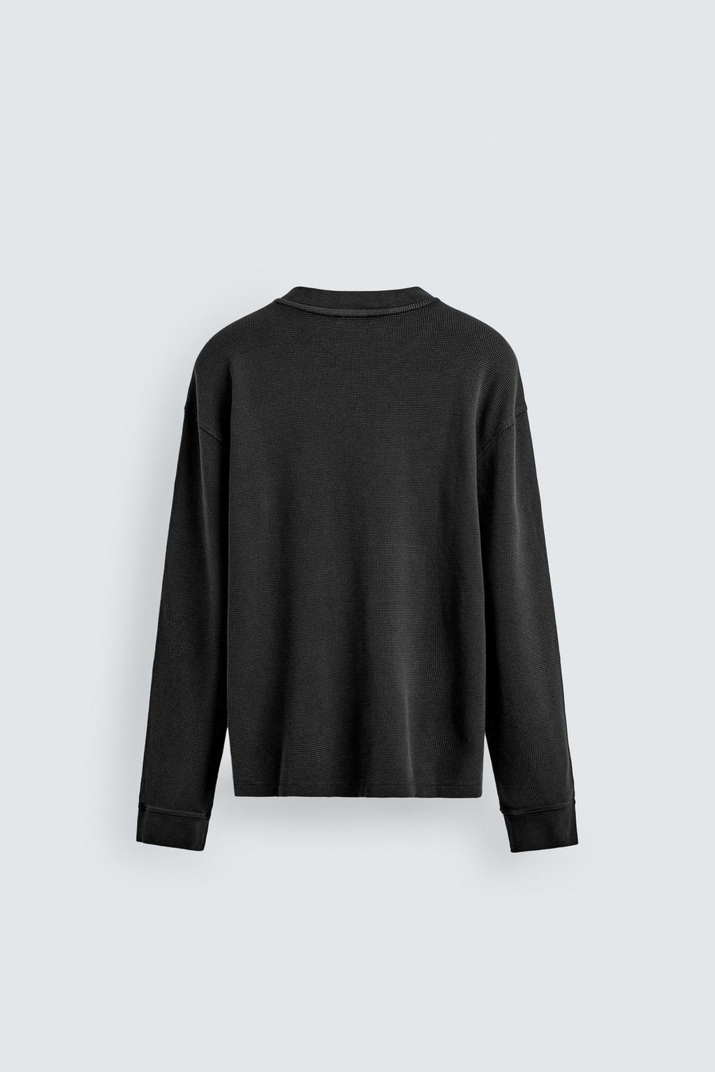 ФУТБООЛКА В РУБЧИК С ВОРОТНИКОМ НА ПУГОВИЦАХ