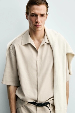 Рубашка RELAXED FIT из струящейся ткани- Заказать в России