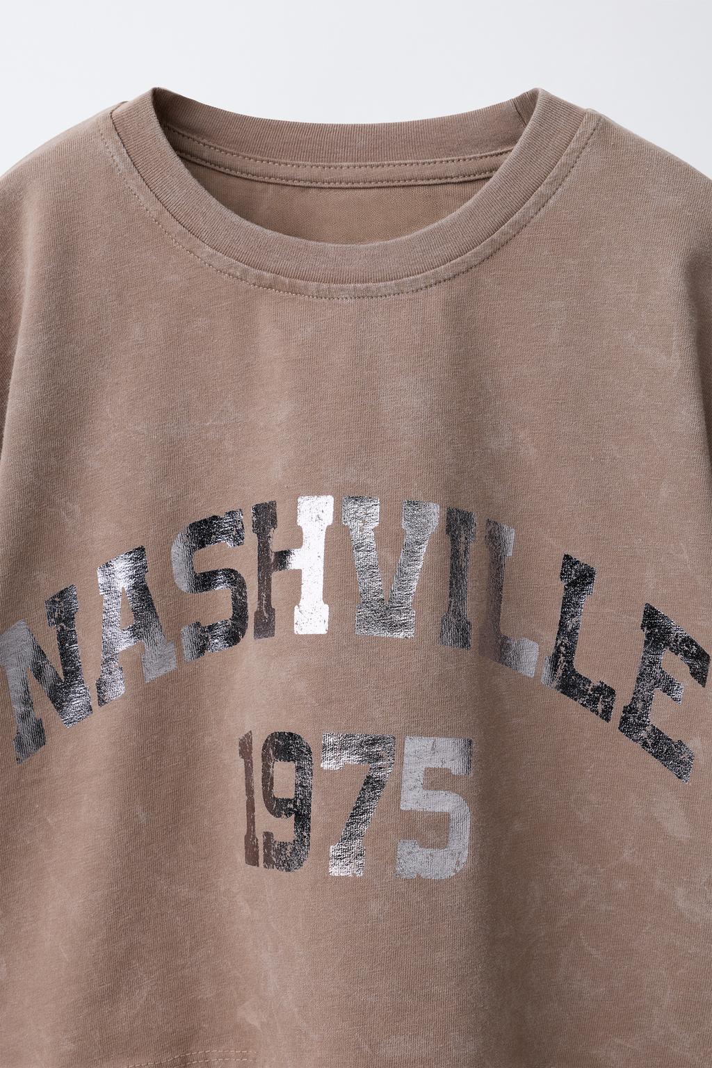 ФУТБОЛКА СО СВЕРКАЮЩИМИ ЗВЕЗДАМИ