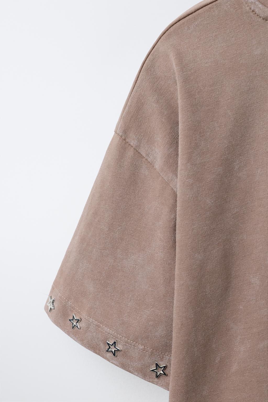 ФУТБОЛКА СО СВЕРКАЮЩИМИ ЗВЕЗДАМИ