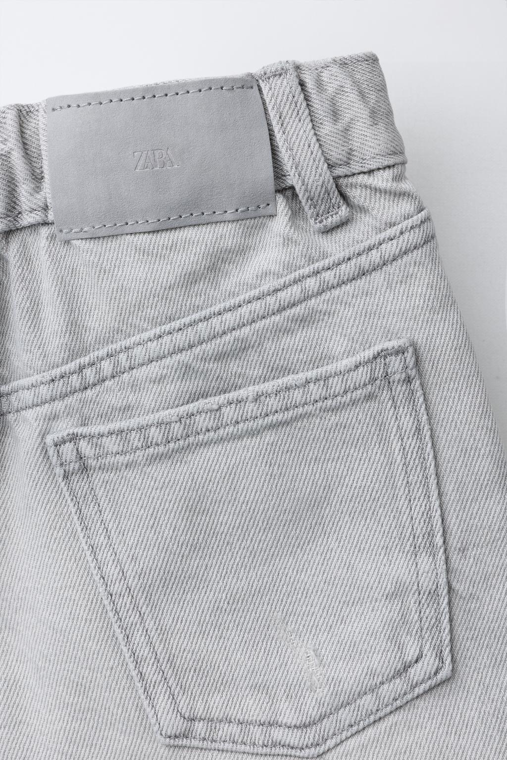 ДЖИНСОВЫЕ ШОРТЫ С РАЗРЕЗАМИ