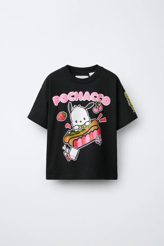 ФУТБОЛКА POCHACCO AND HIS FRIENDS © SANRIO