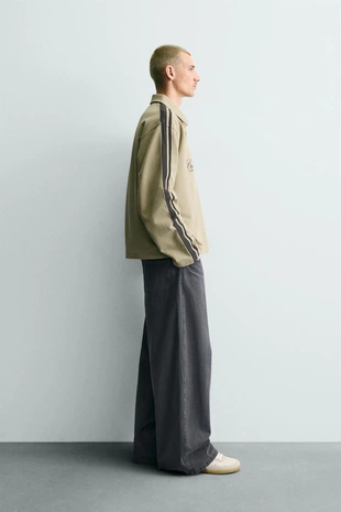 Толстовка свободного кроя в полоску с вышивкой- Заказать в России