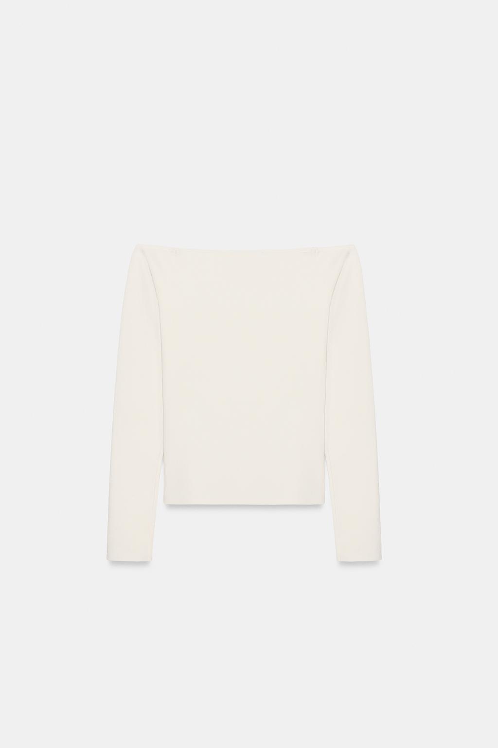 ТОП С ОТКРЫТЫМИ ПЛЕЧАМИ ИЗ ТРИКОТАЖА