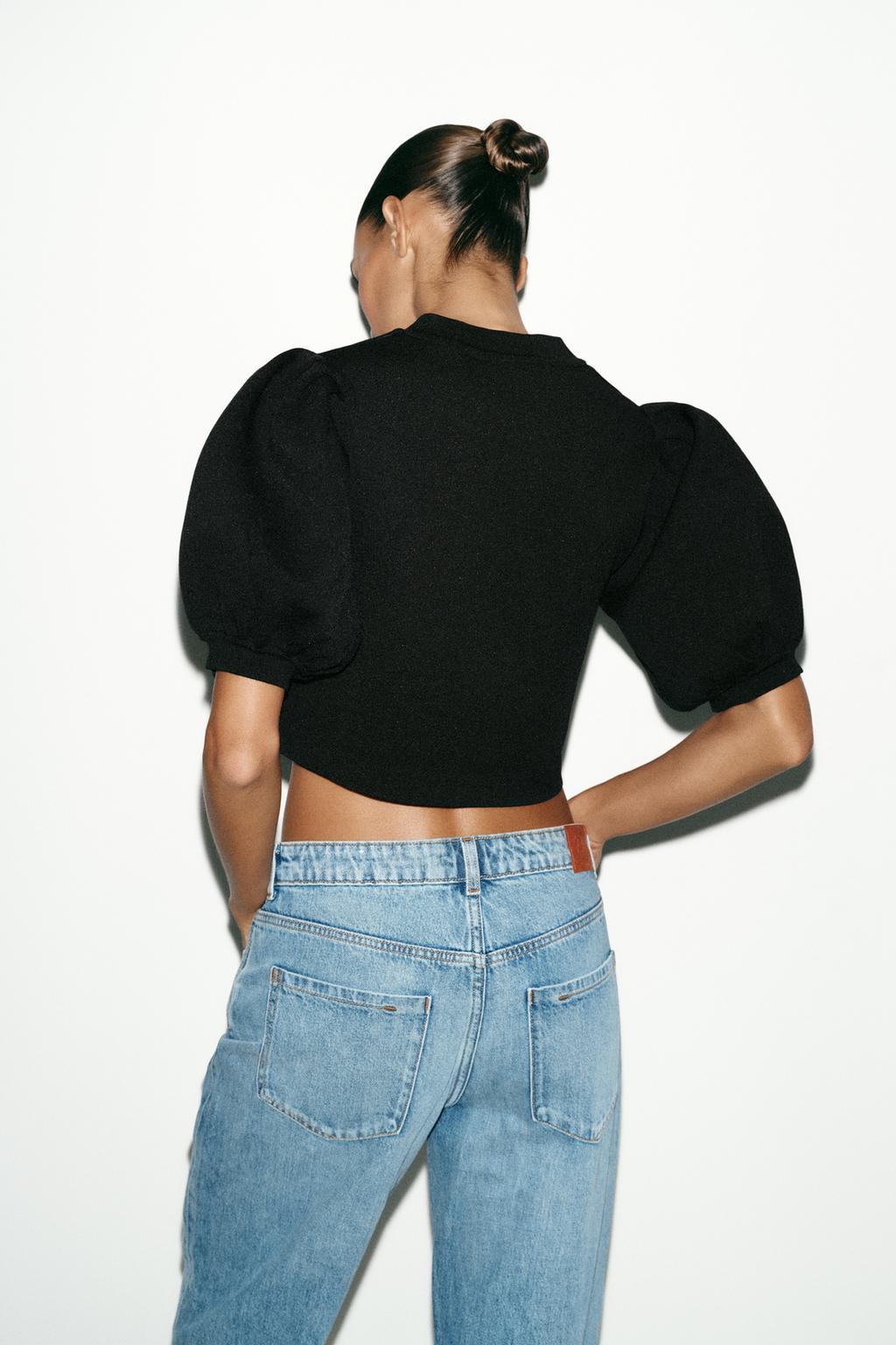 ТРИКОТАЖНЫЙ ТОП С ОБЪЕМНЫМИ РУКАВАМИ