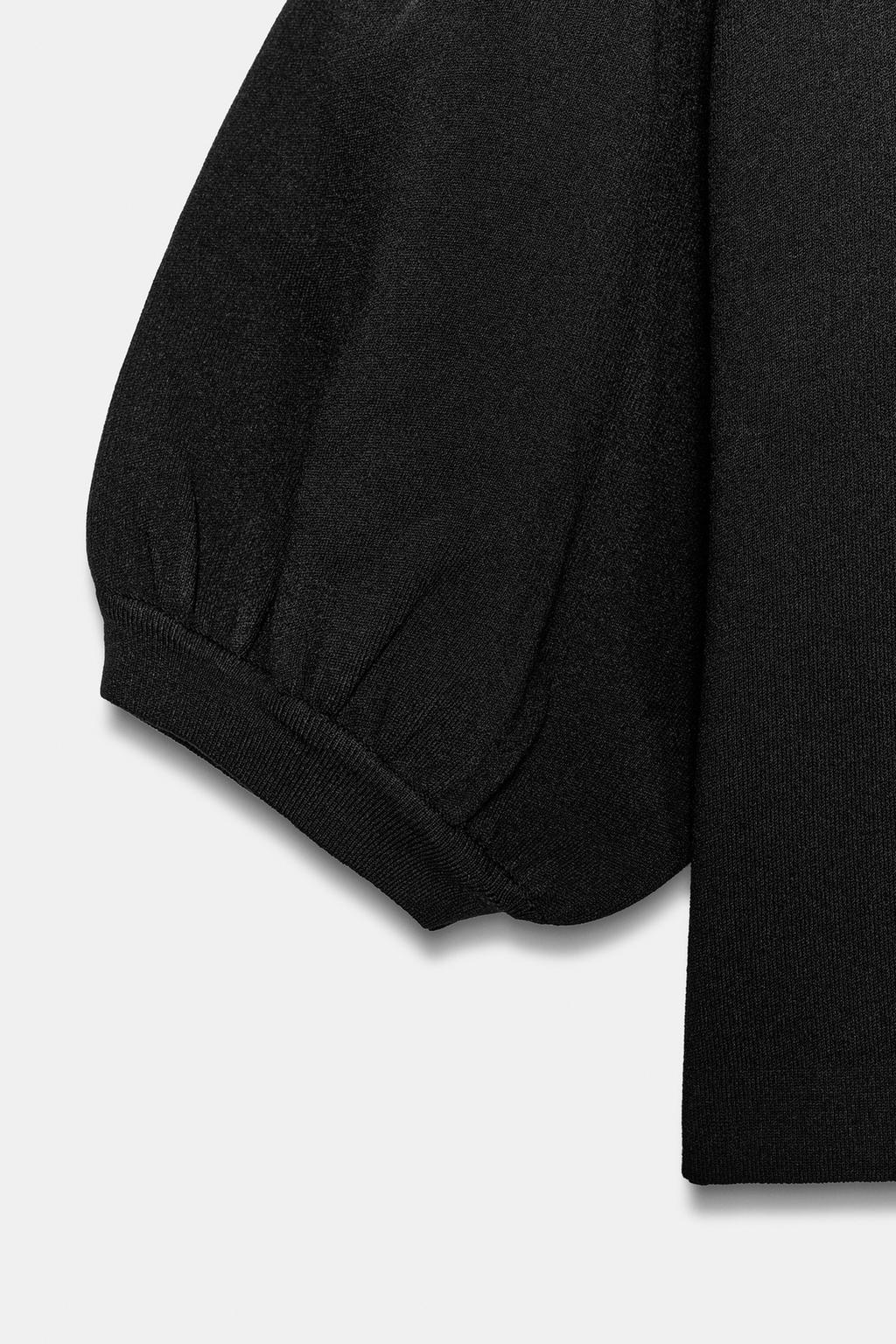 ТРИКОТАЖНЫЙ ТОП С ОБЪЕМНЫМИ РУКАВАМИ