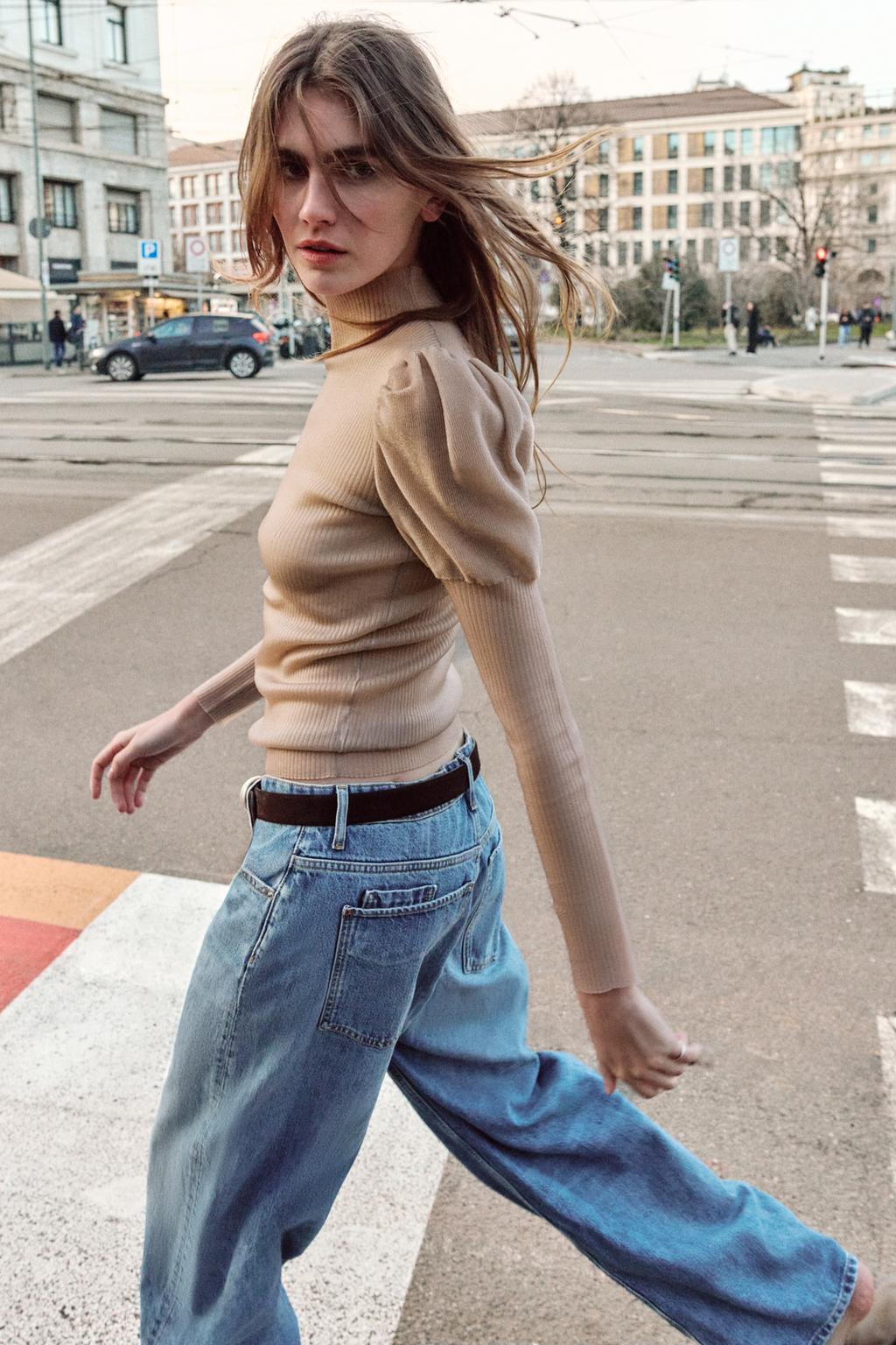 ПОЛУПРОЗРАЧНЫЙ ТОП С ОБЪЕМНЫМИ РУКАВАМИ