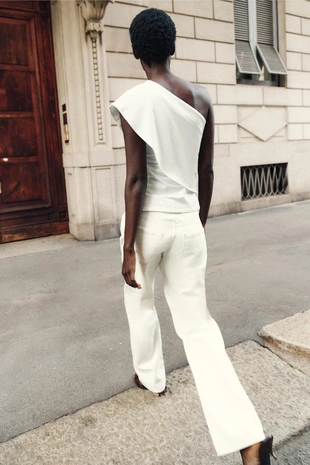 Топ асимметричного кроя из интерлока- Заказать в России