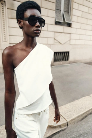 Топ асимметричного кроя из интерлока- Заказать в России