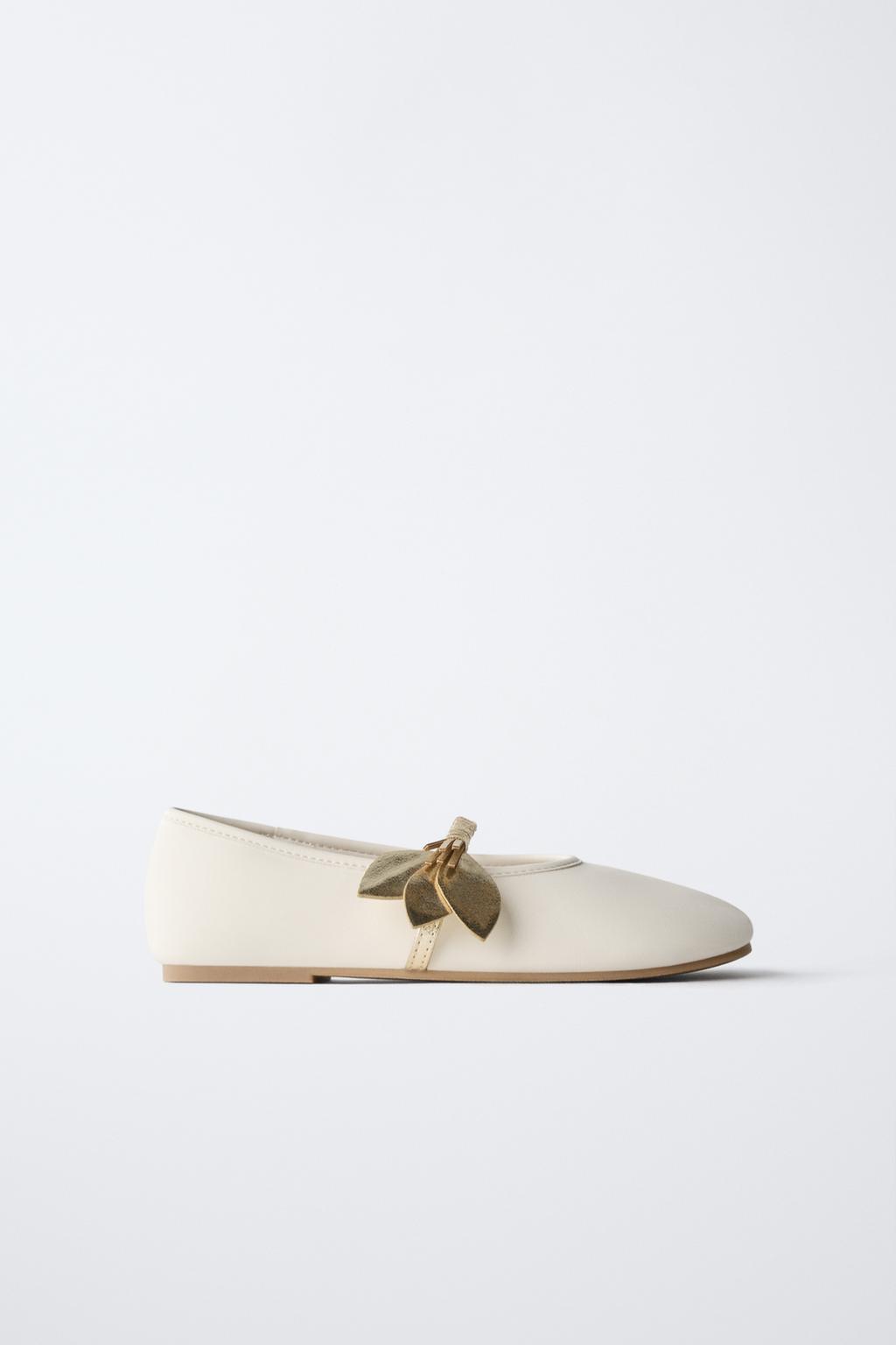 БАЛЕТКИ С ЦВЕТОЧНЫМ ДЕКОРОМ