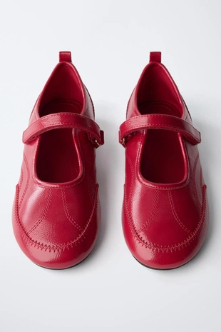 Балетки из лакированной искусственной кожи- Заказать в России