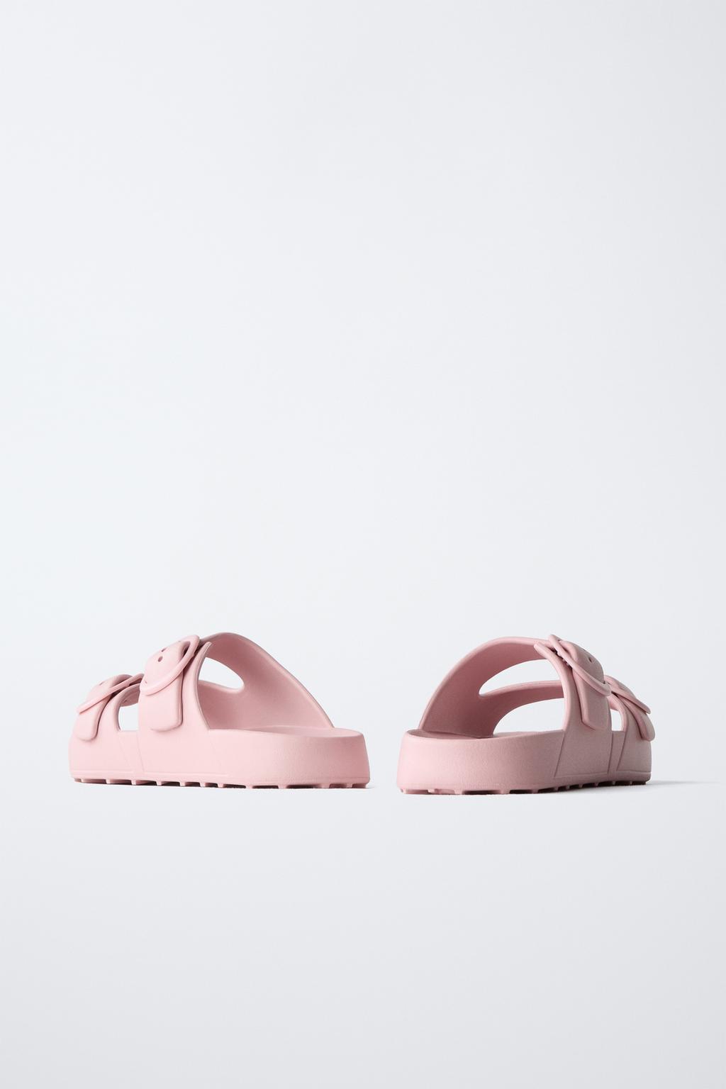 РЕЗИНОВЫЕ САНДАЛИИ С ПРЯЖКАМИ