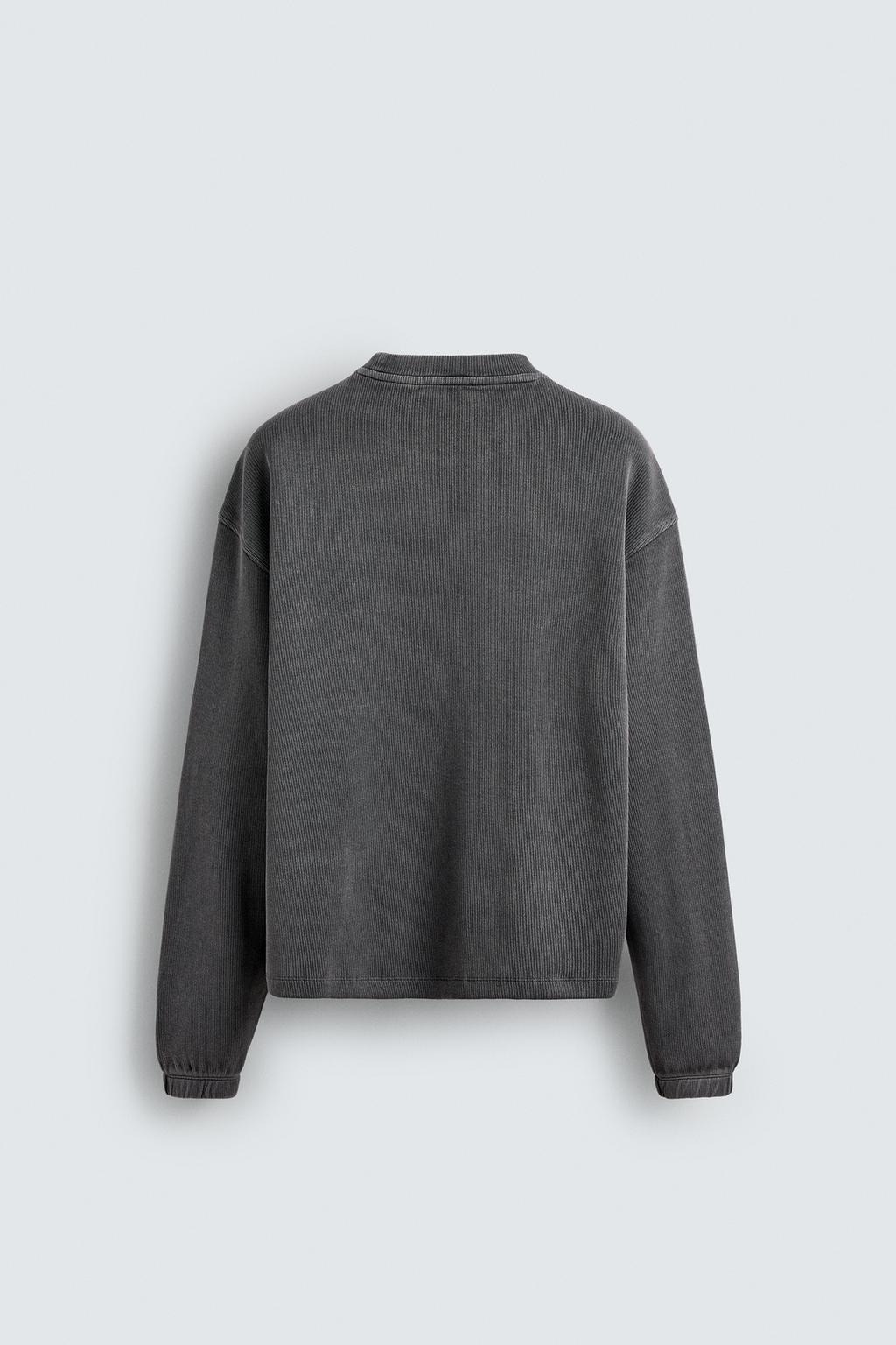 ТОЛСТОВКА С ЭФФЕКТОМ ПОТЕРТОСТИ