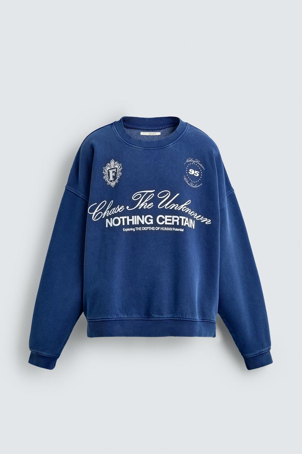 ТОЛСТОВКА BOXY FIT С НАДПИСЯМИ И ПРИНТАМИ