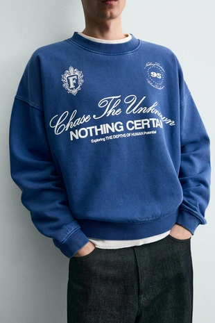 Толстовка  с надписями и принтами- Заказать в России