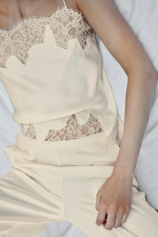 Атласные брюки с кружевом- Заказать в России