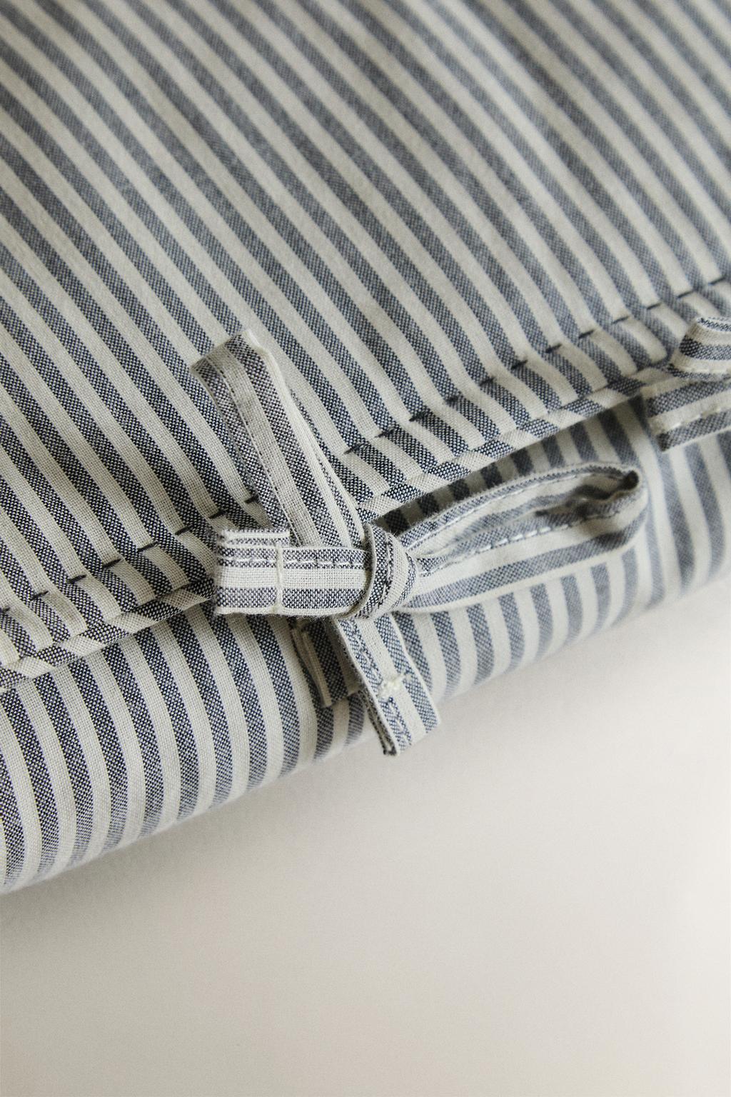 Портативный пеленальный матрасик с полосатым дизайном для младенцев